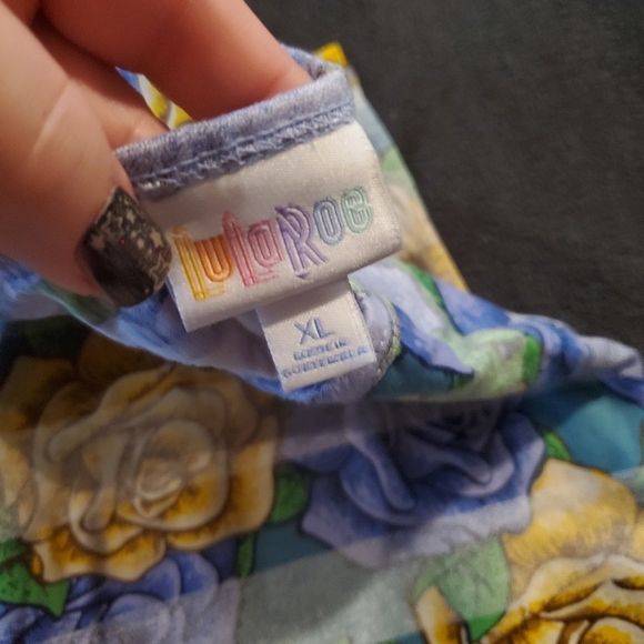 🎈SOLD🎈Lularoe Irma - Picture 2 of 3